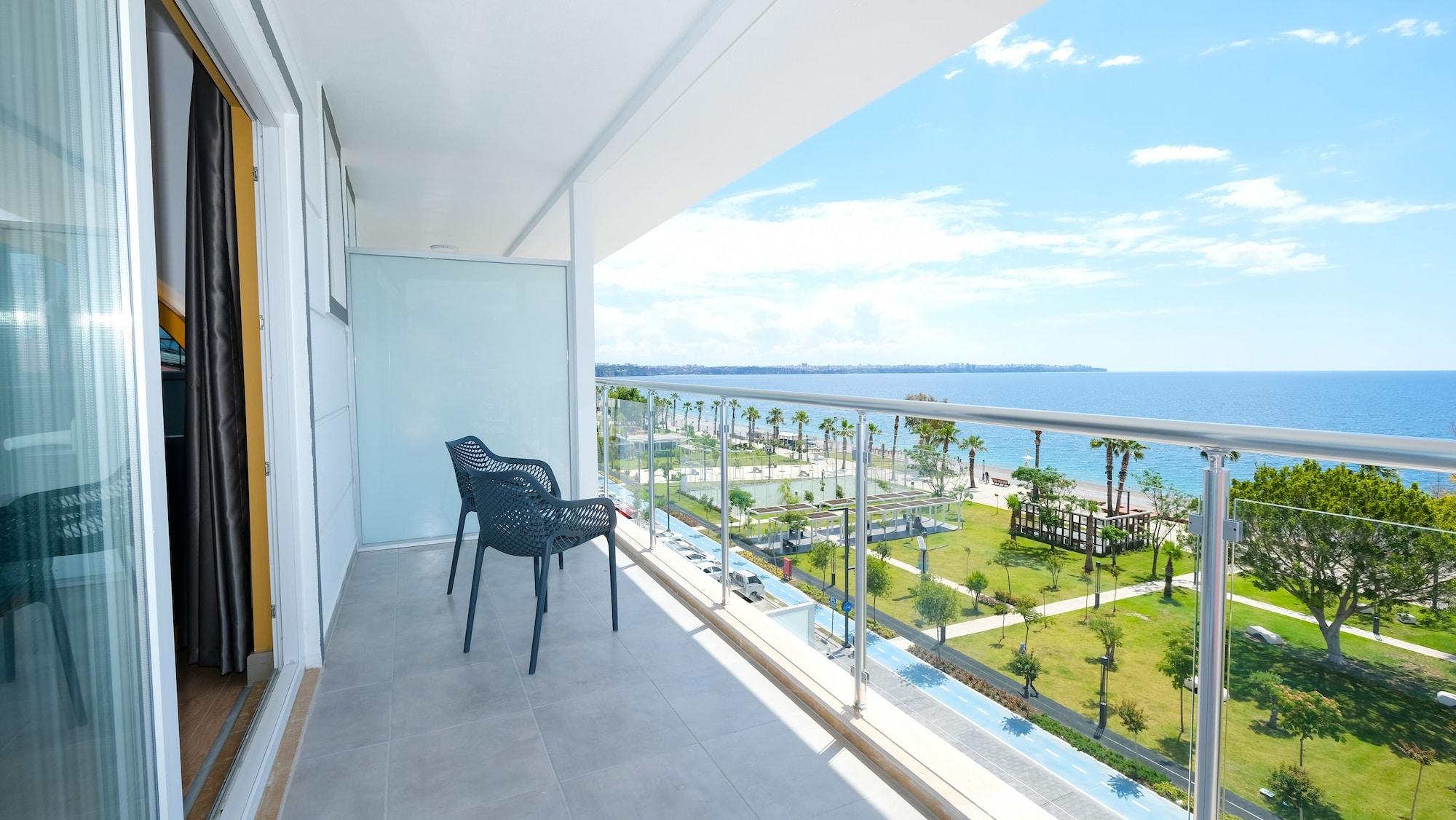 Sea City Devran Hotel & Spa Анталия Екстериор снимка