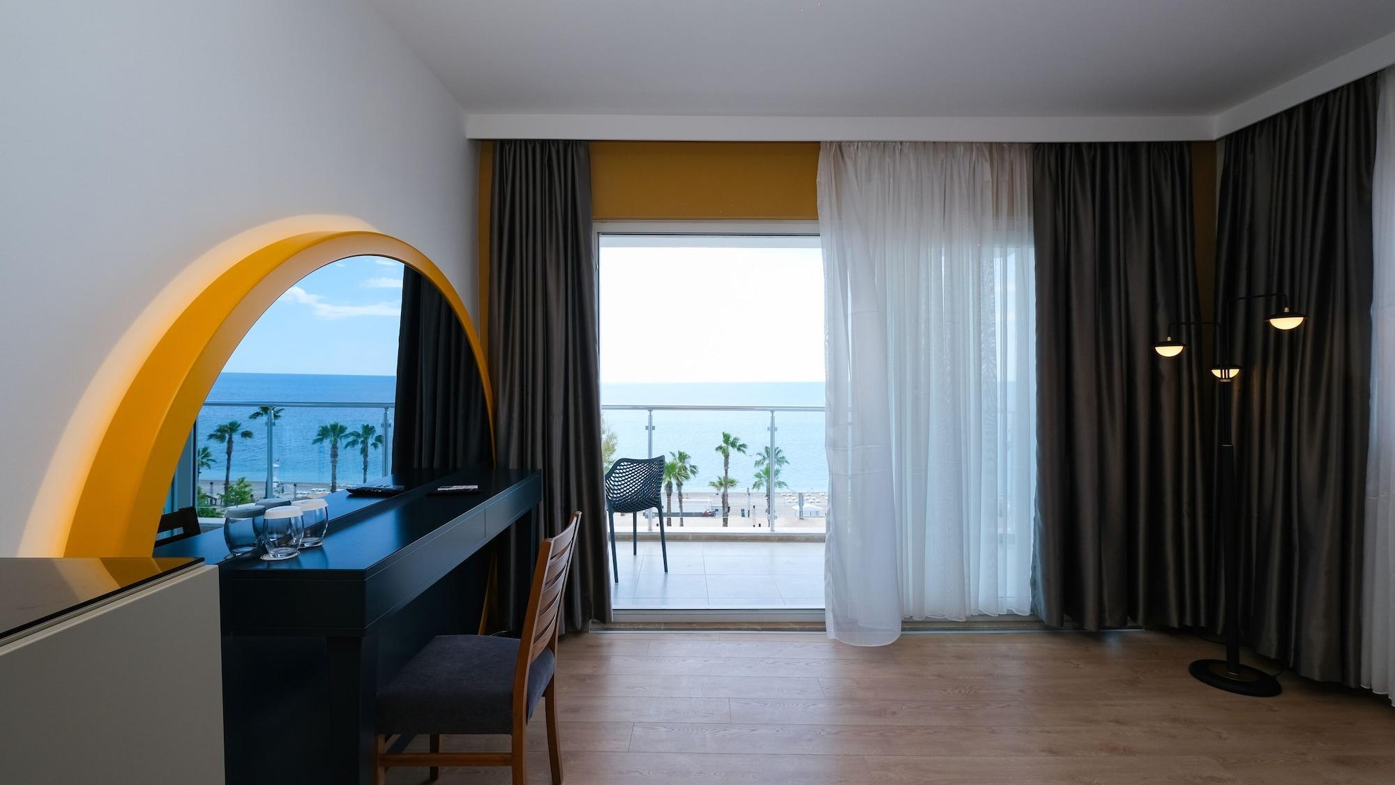 Sea City Devran Hotel & Spa Анталия Екстериор снимка
