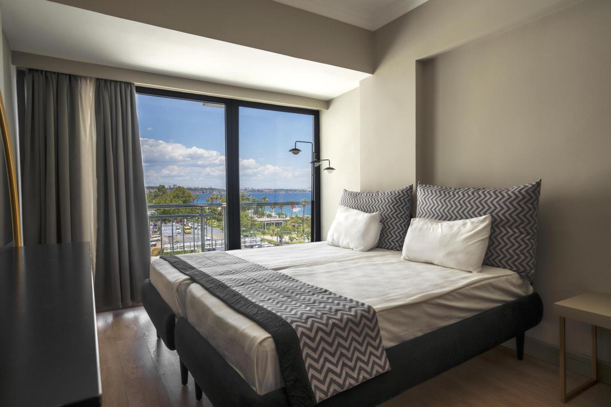 Sea City Devran Hotel & Spa Анталия Екстериор снимка