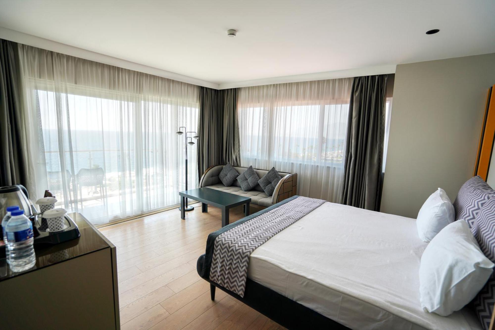 Sea City Devran Hotel & Spa Анталия Екстериор снимка